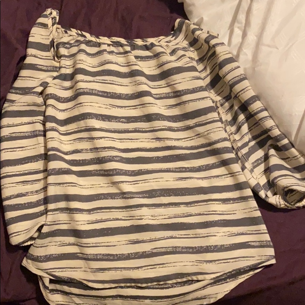 XS Gap top
